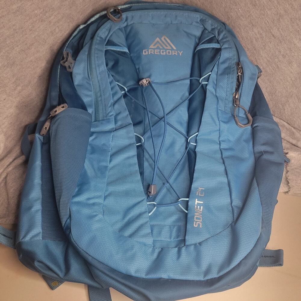 Gregory Sonet 24 Hiking Backpack Bag Zip Laptop Closure Adjustable Strap Blue
